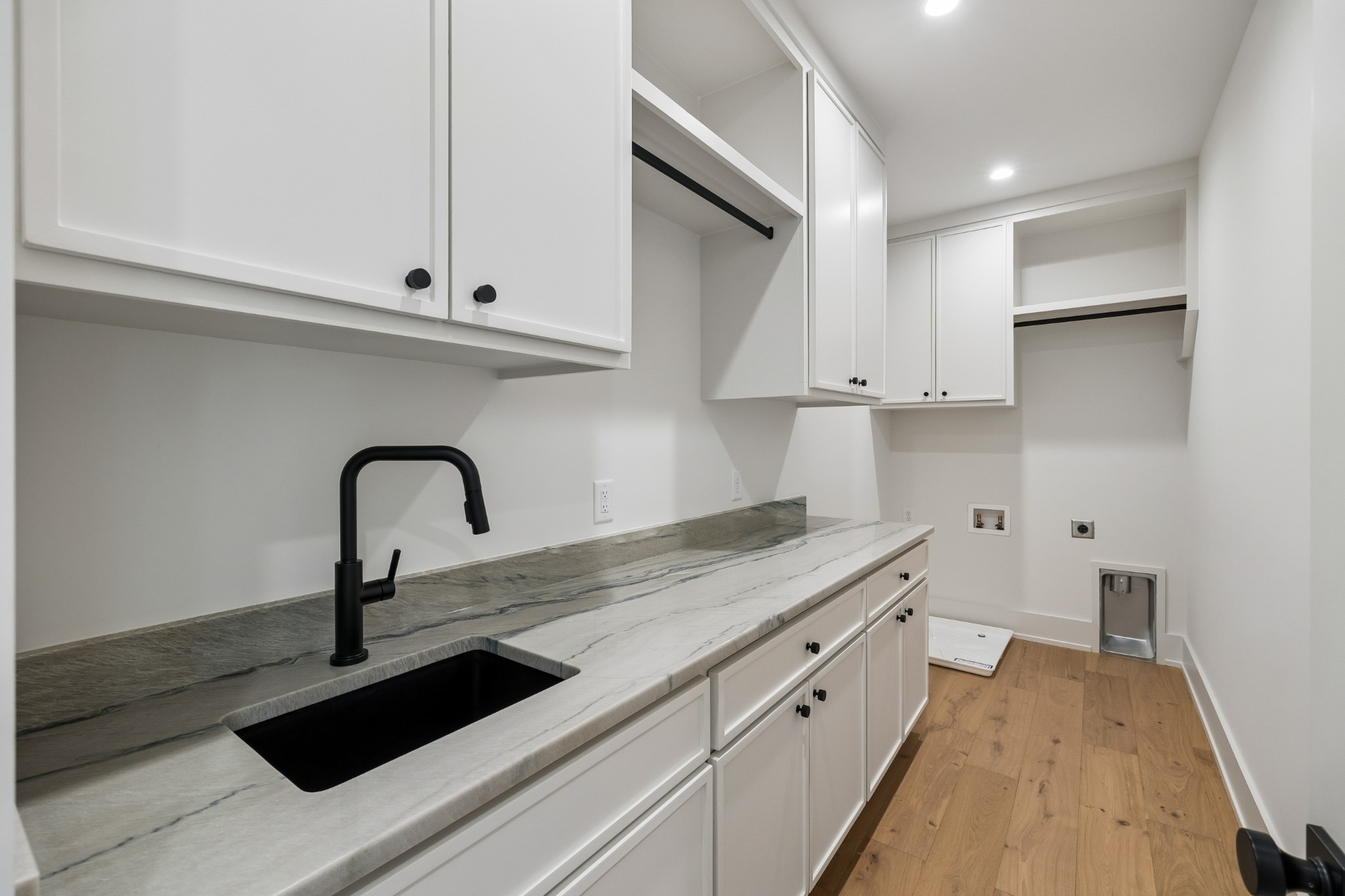 3020 New Natchez Trce