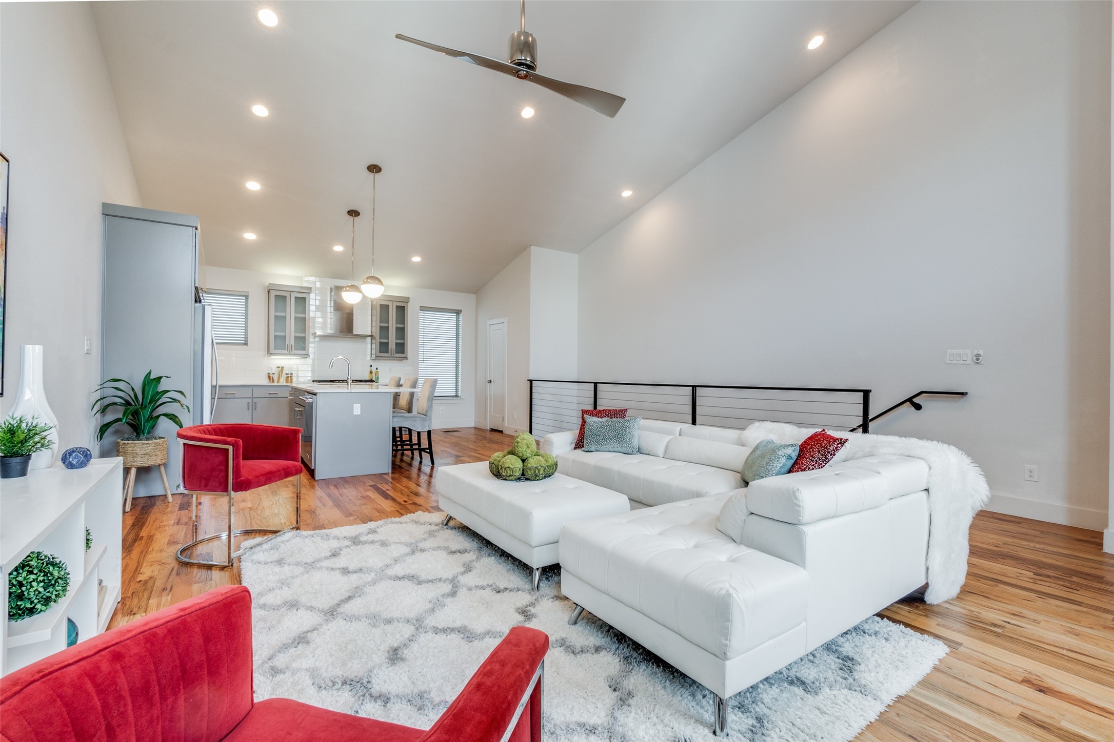 2431 N Garrett Avenue 2