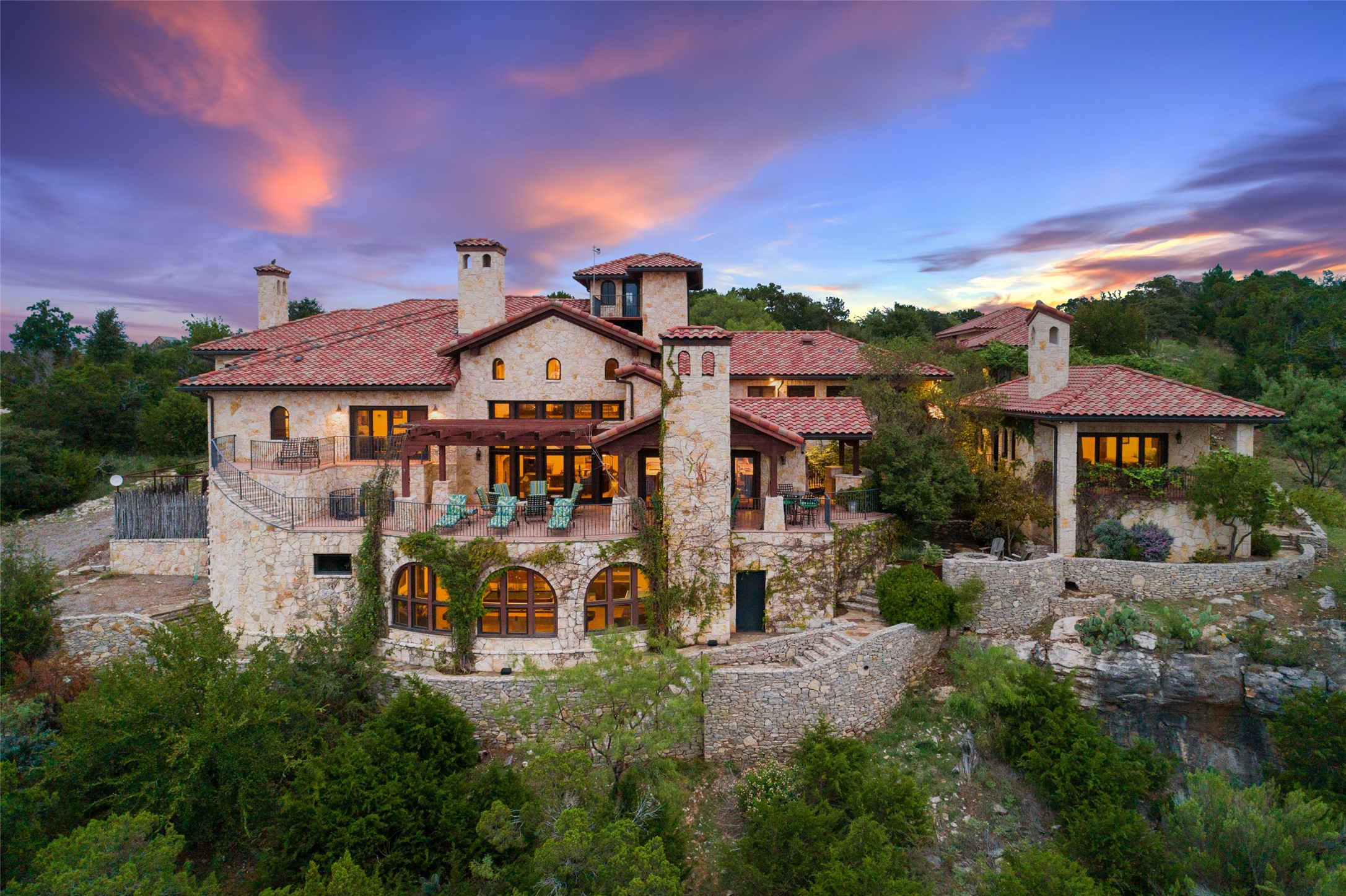 1011 Lakeview Point Road