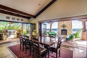 1011 Lakeview Point Road