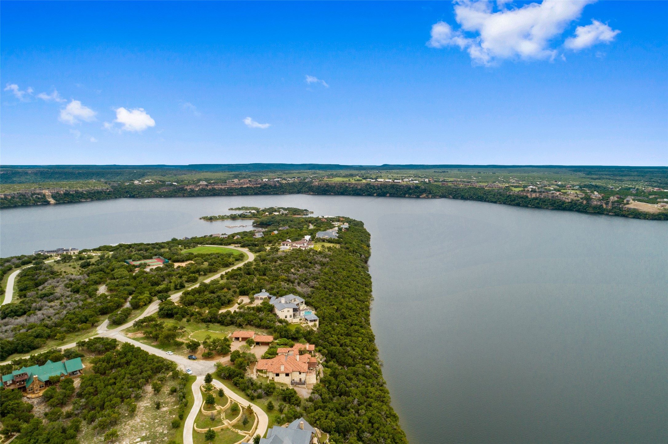 1011 Lakeview Point Road