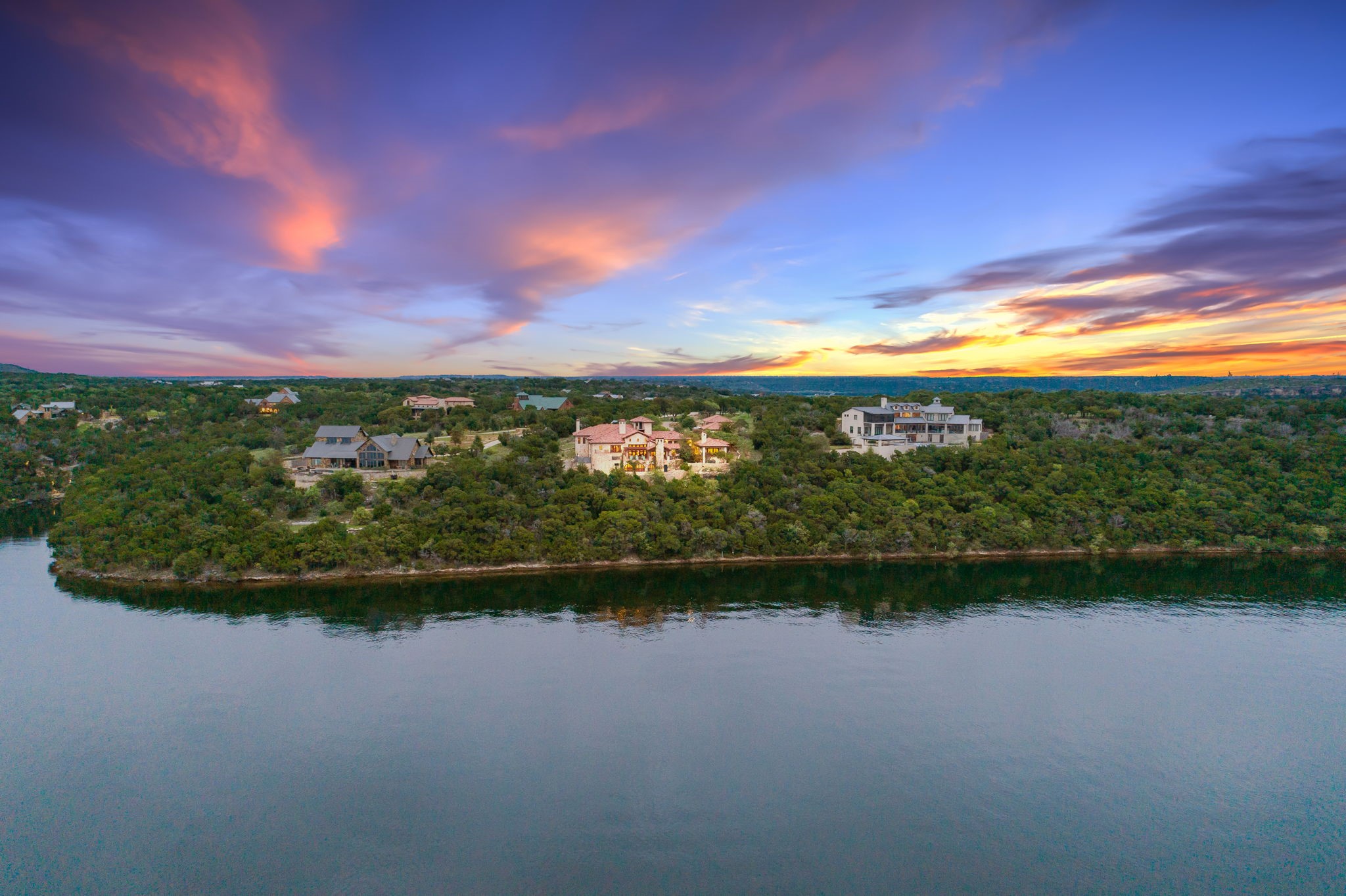1011 Lakeview Point Road