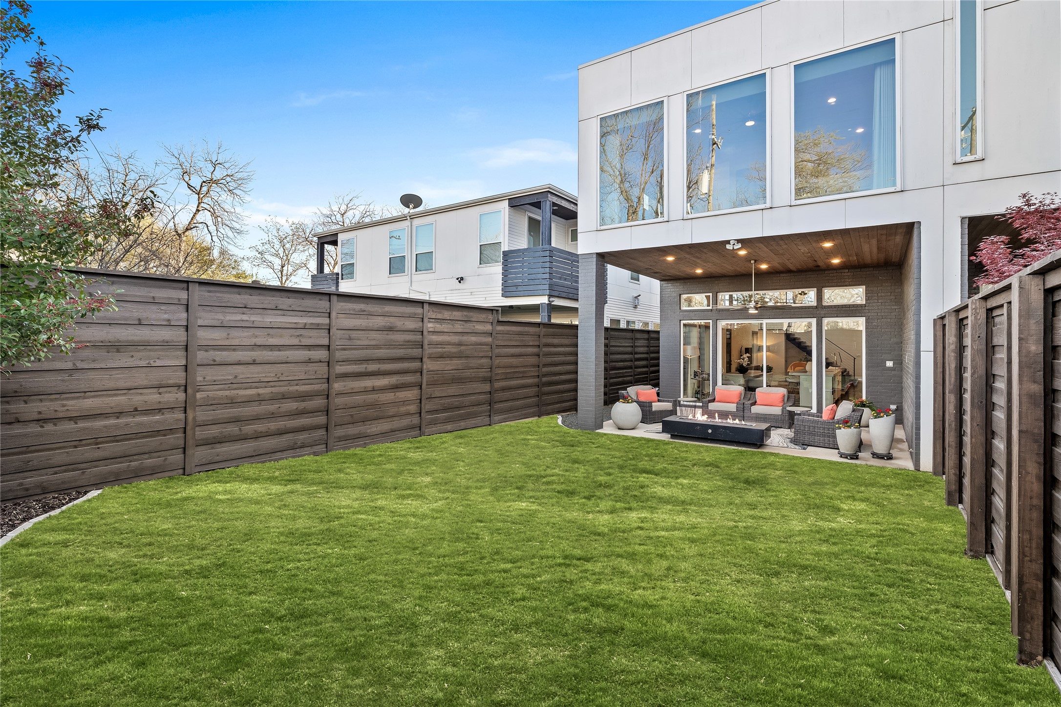 2008 Moser Avenue