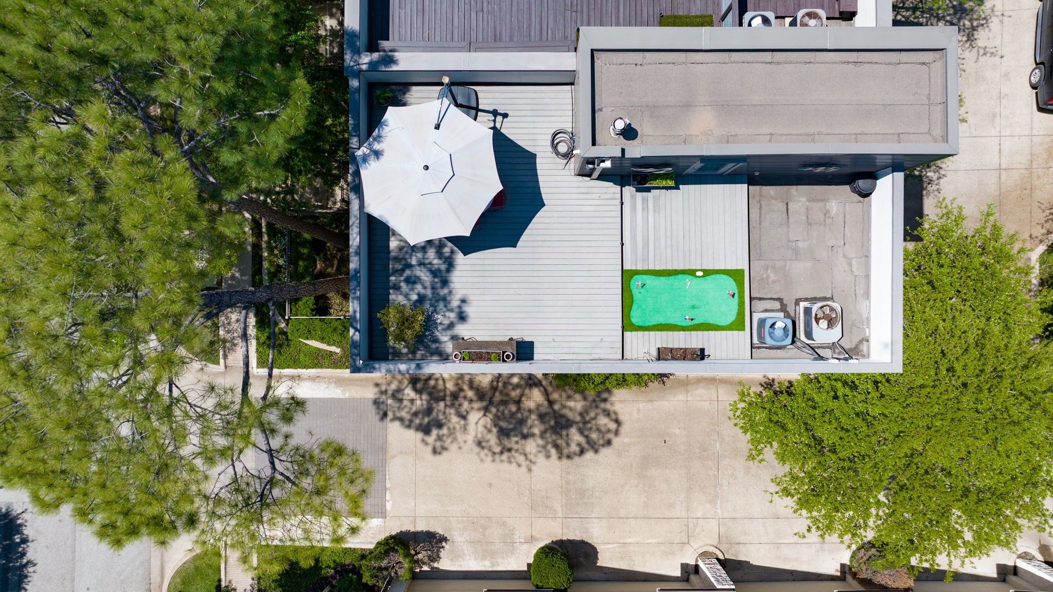 4111 Newton Avenue 31