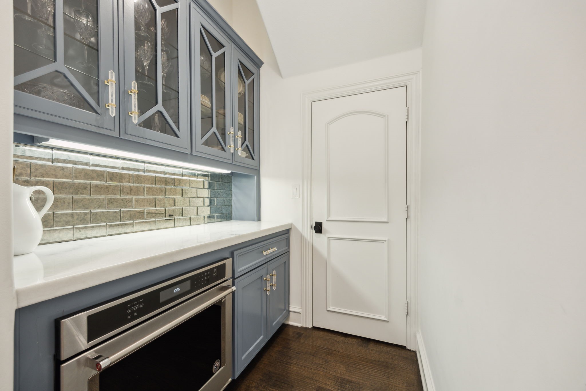 6625 Overlook Court