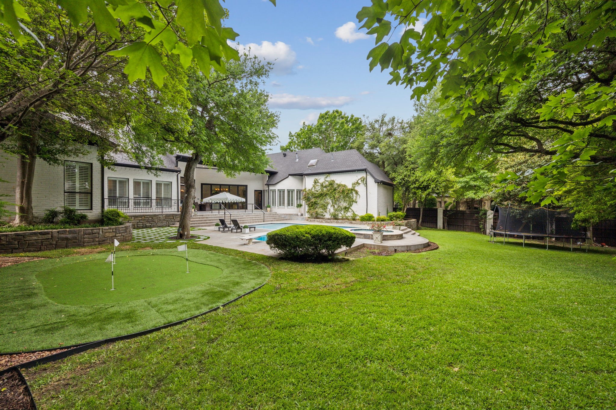 6625 Overlook Court