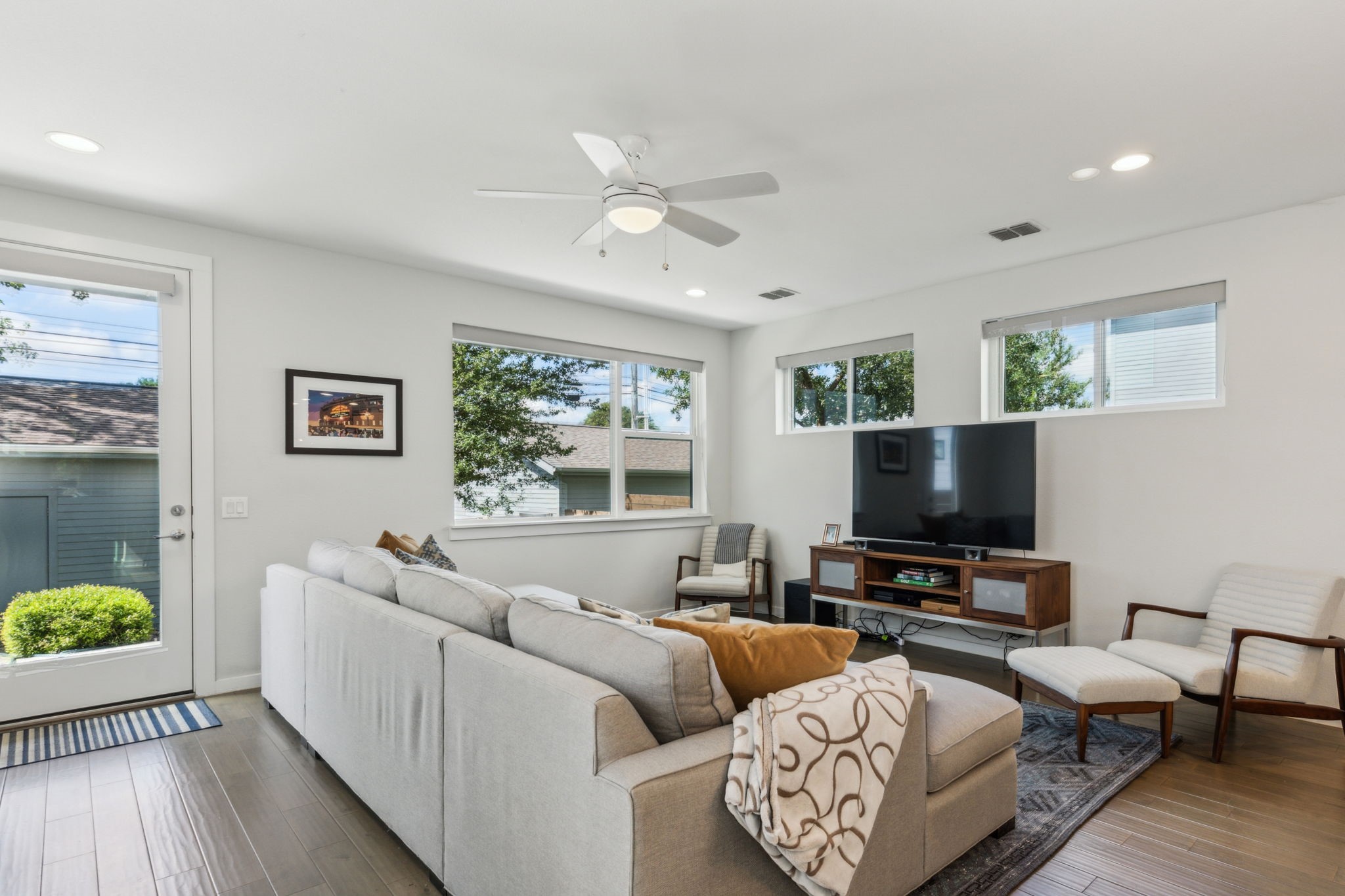 5424 Anita Street