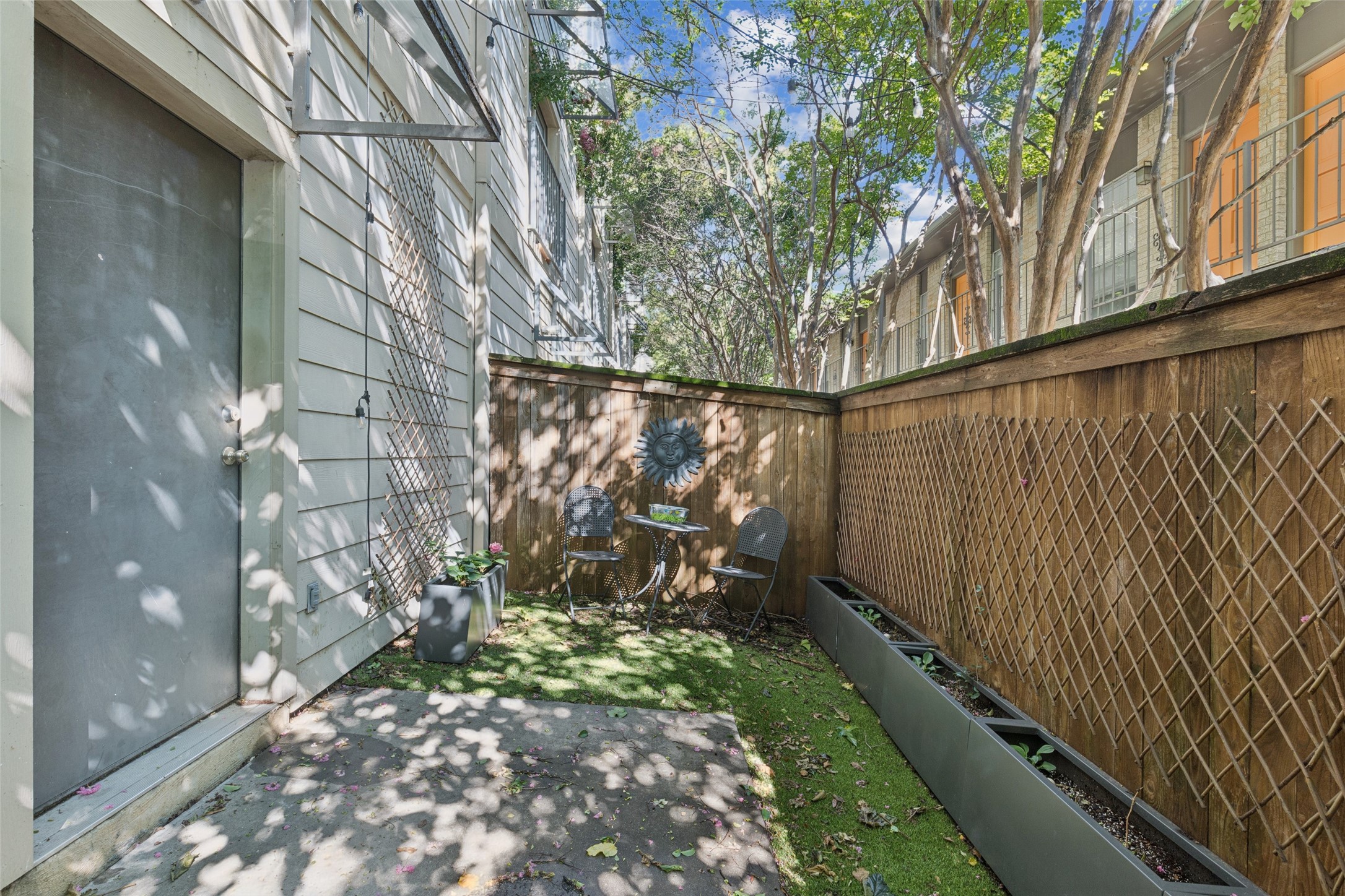 4307 Mckinney Avenue 2