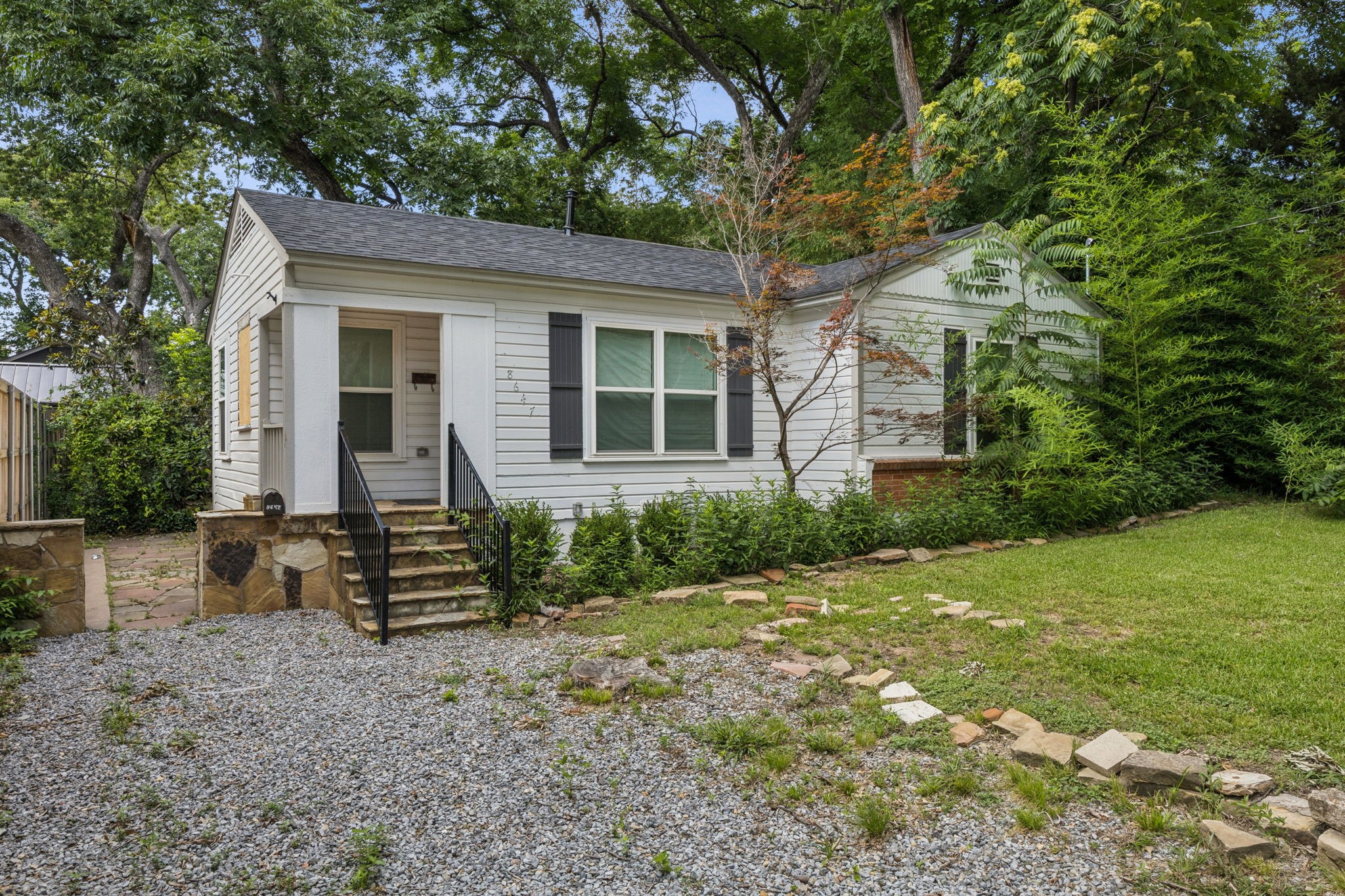 8647 San Leandro Drive