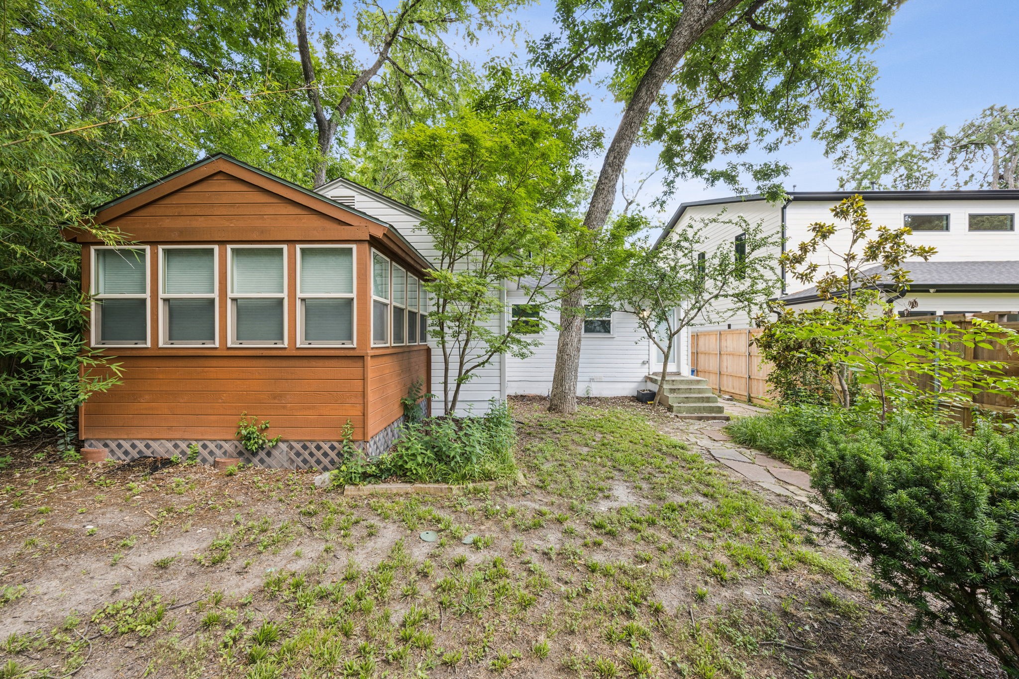8647 San Leandro Drive