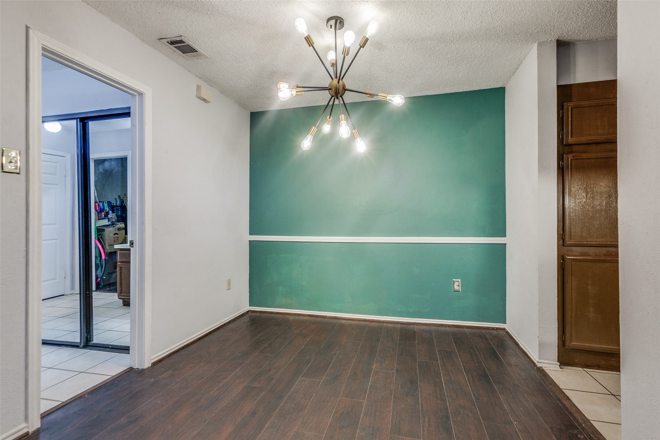 9600 Royal Lane 201