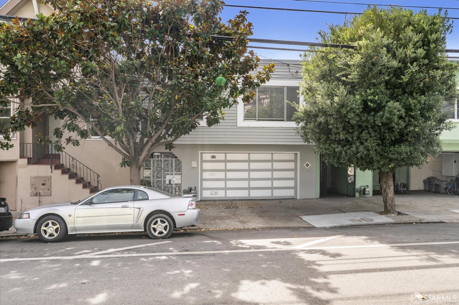 1179 Palou Avenue