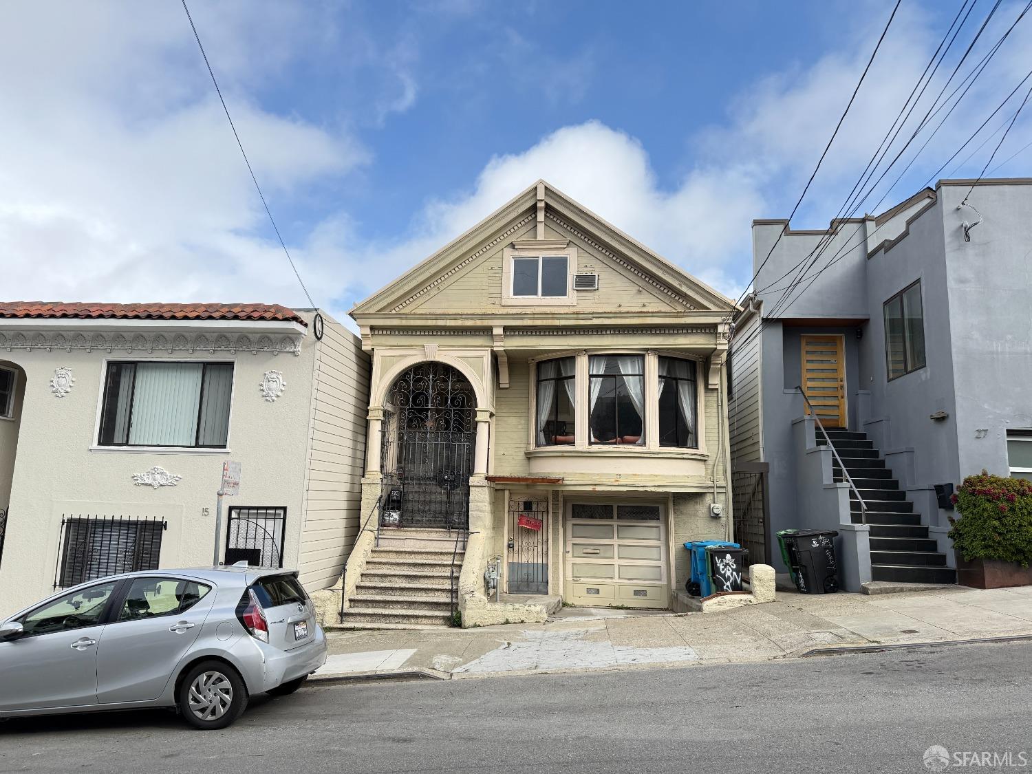 25 Appleton Avenue