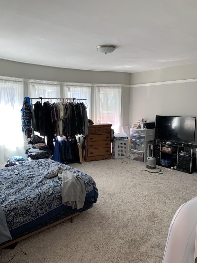 98 Templeton AVE