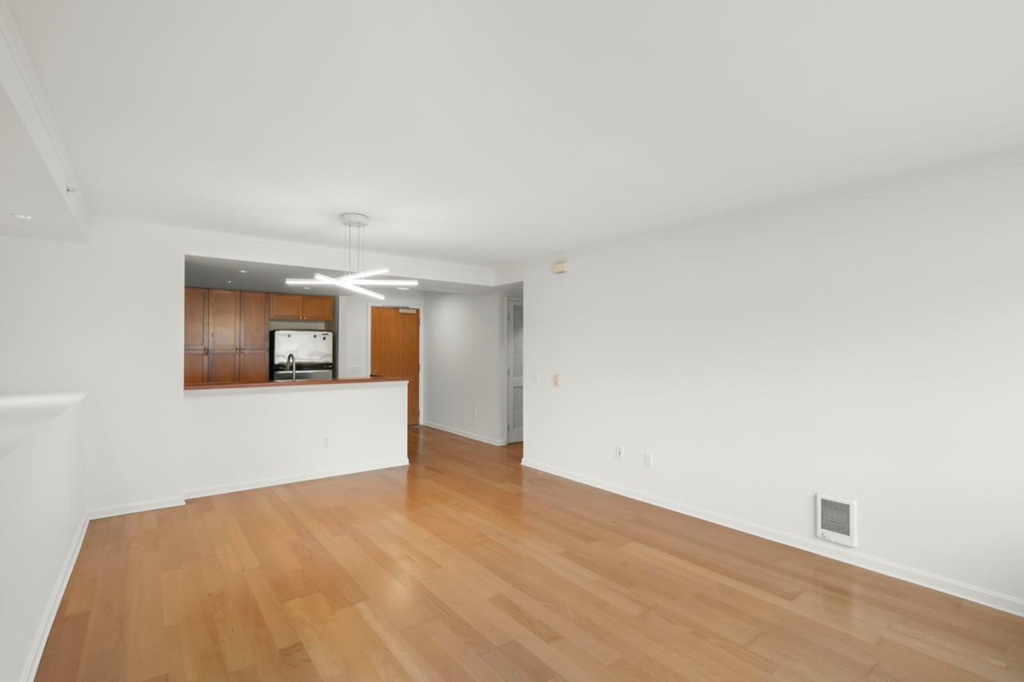 400 Beale ST 1007