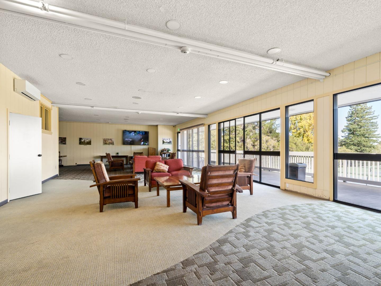 1334 Shelter Creek LN