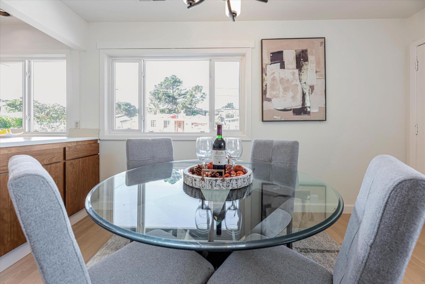 827 Byron DR
