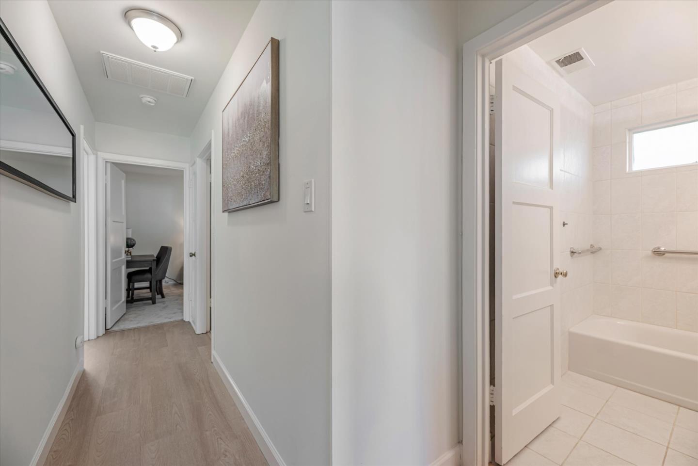 827 Byron DR