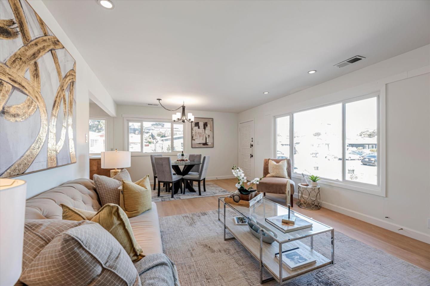 827 Byron DR