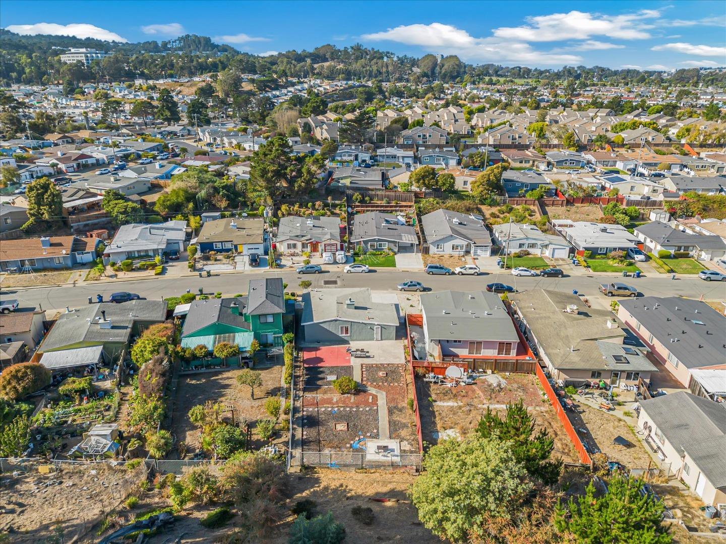 827 Byron DR