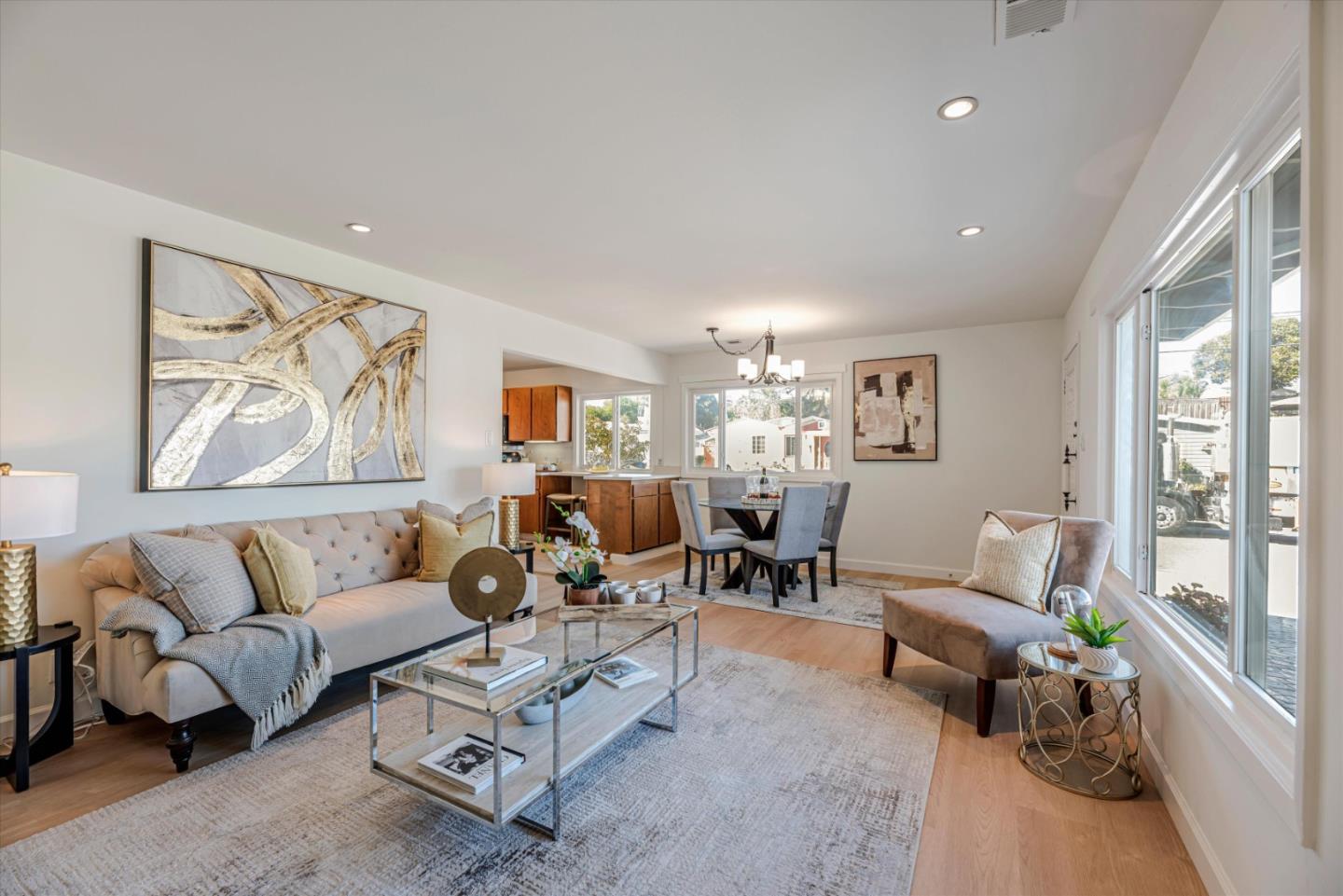 827 Byron DR