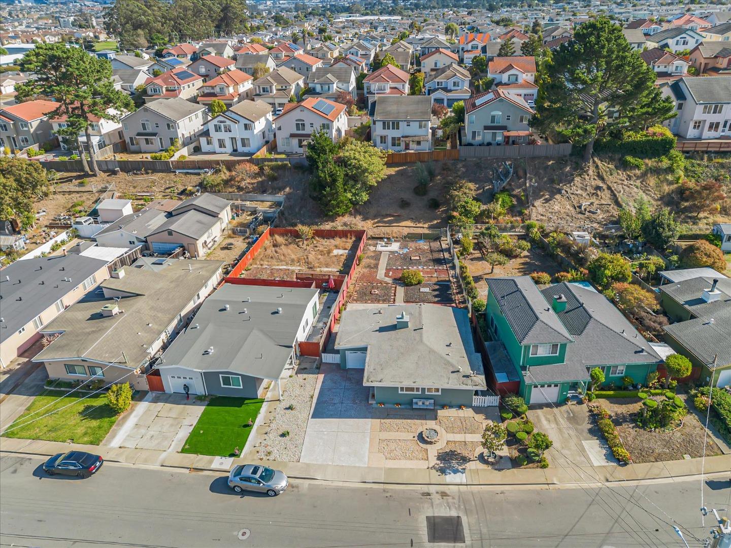 827 Byron DR
