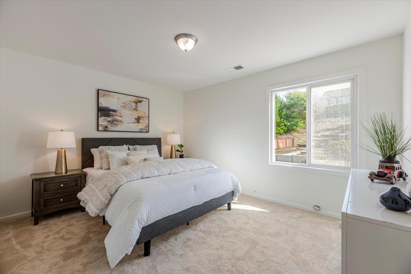 827 Byron DR