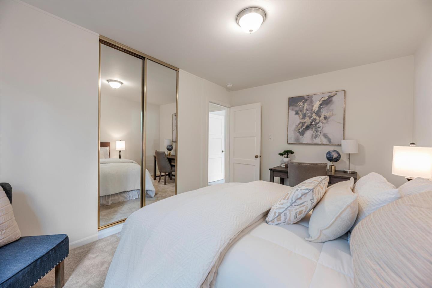 827 Byron DR