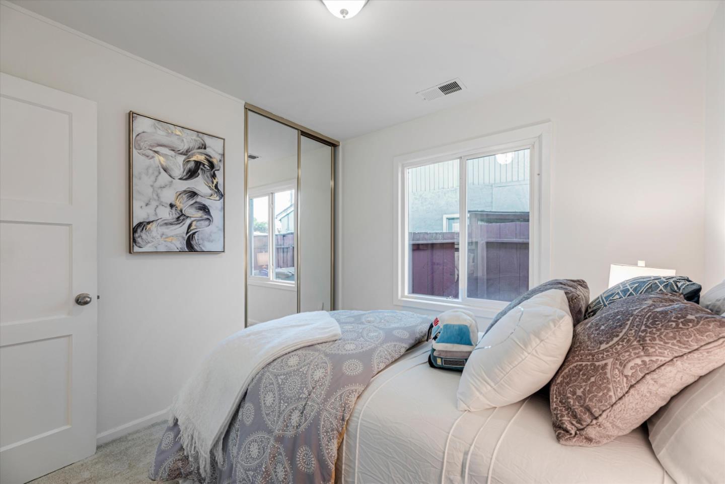 827 Byron DR