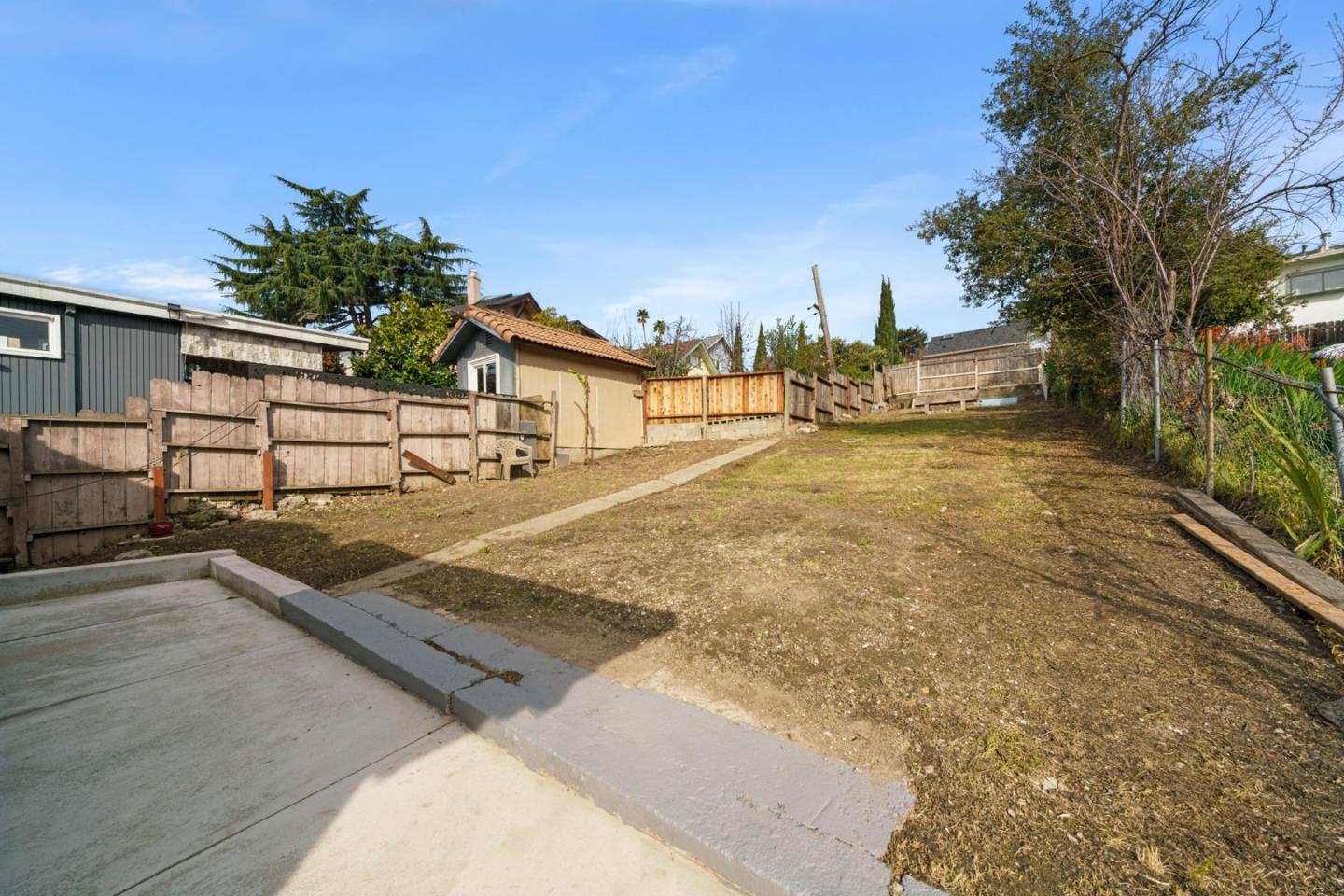 2523 23rd AVE