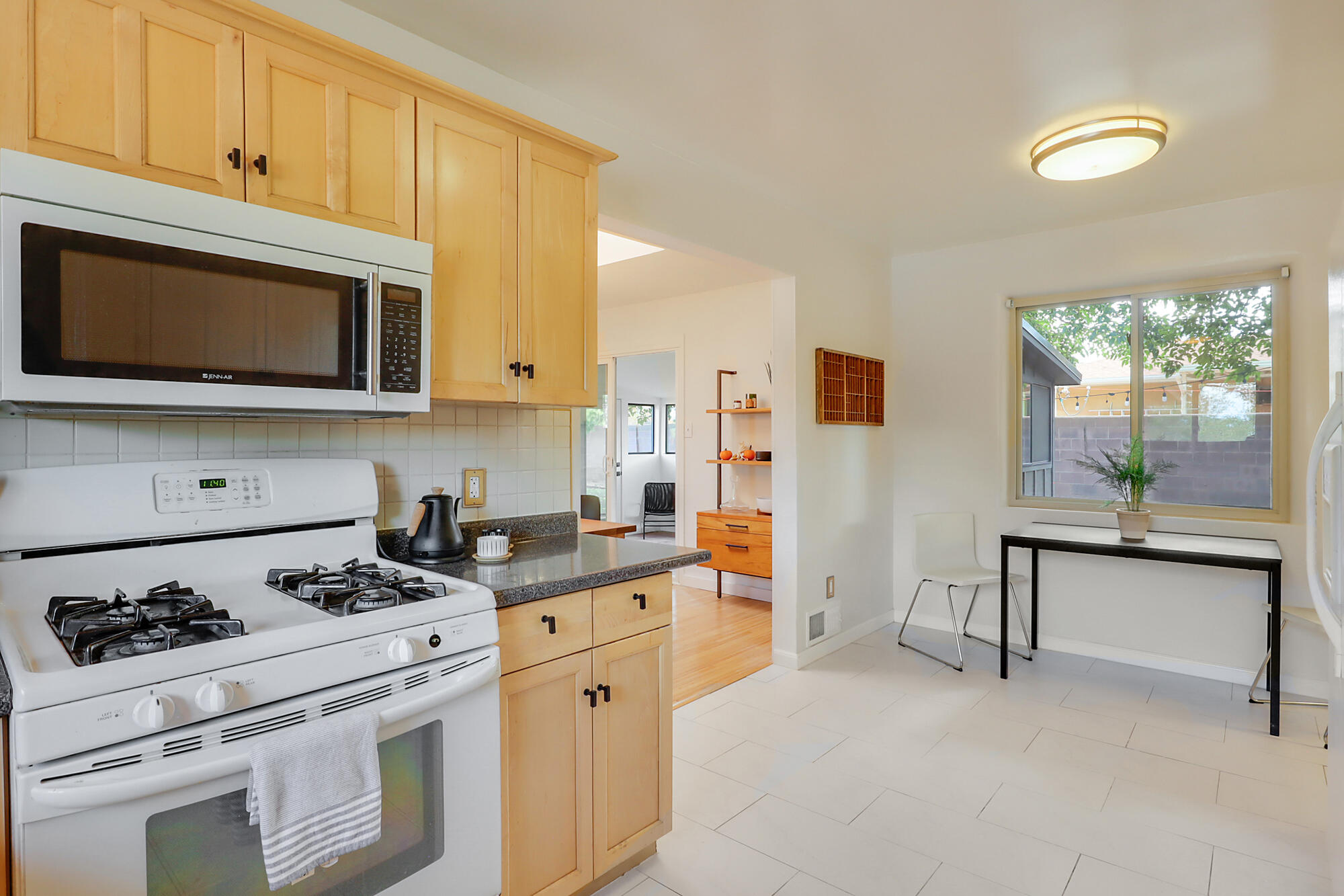 3130 Carolina Street NE