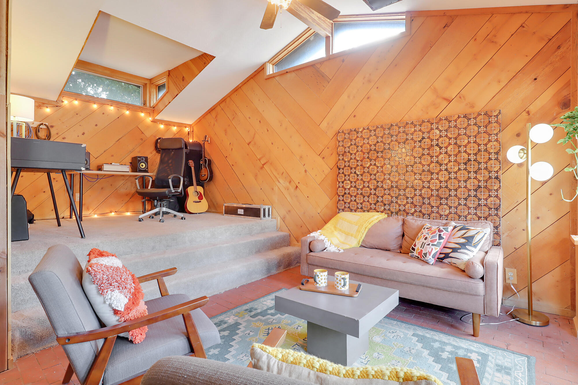 3130 Carolina Street NE