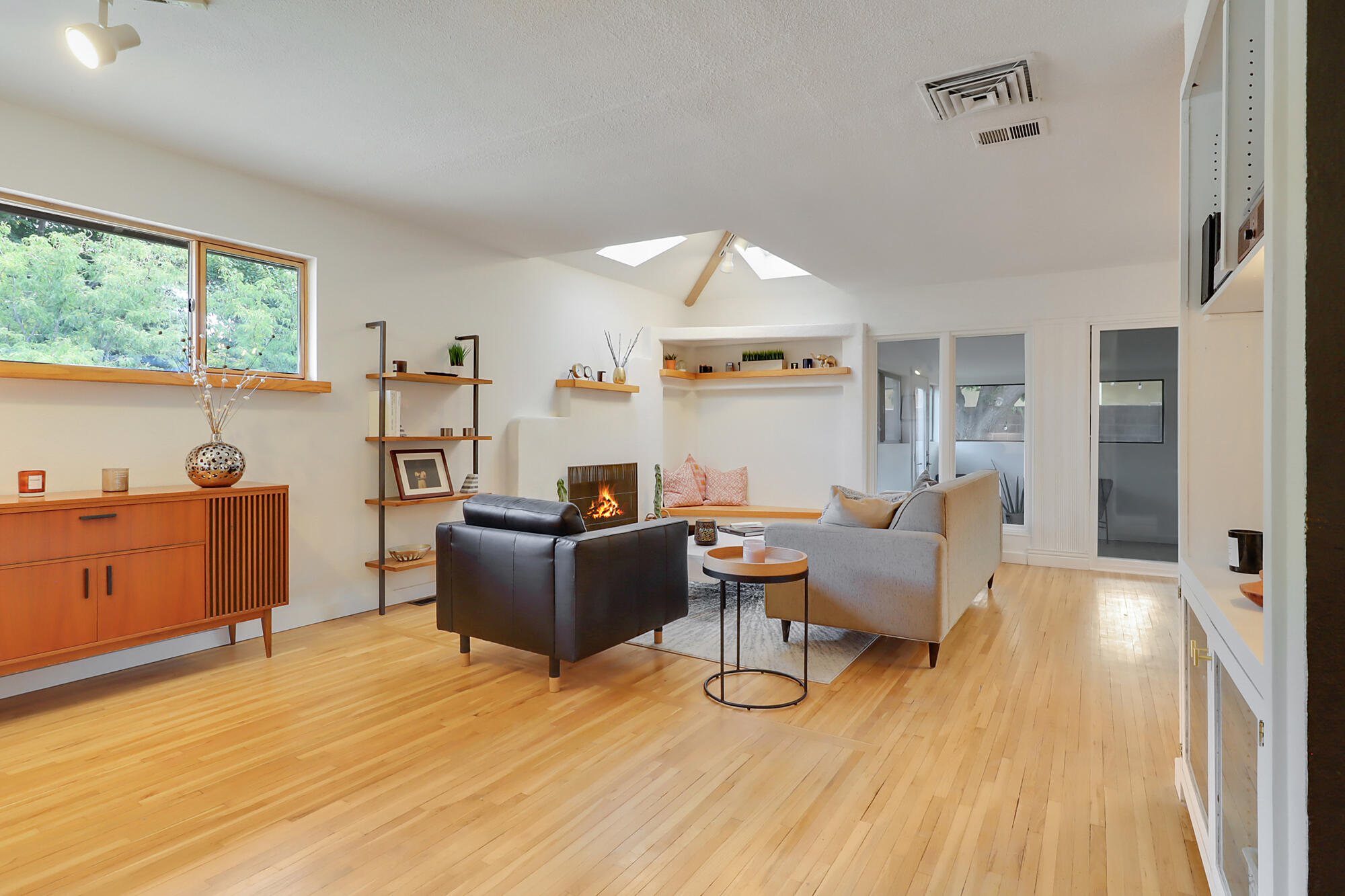 3130 Carolina Street NE