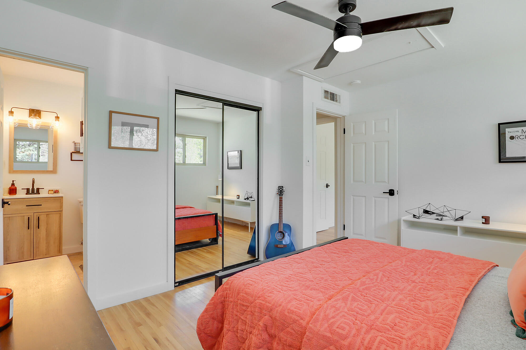 3130 Carolina Street NE