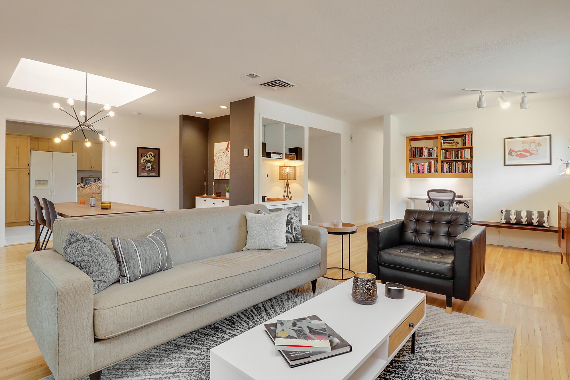 3130 Carolina Street NE