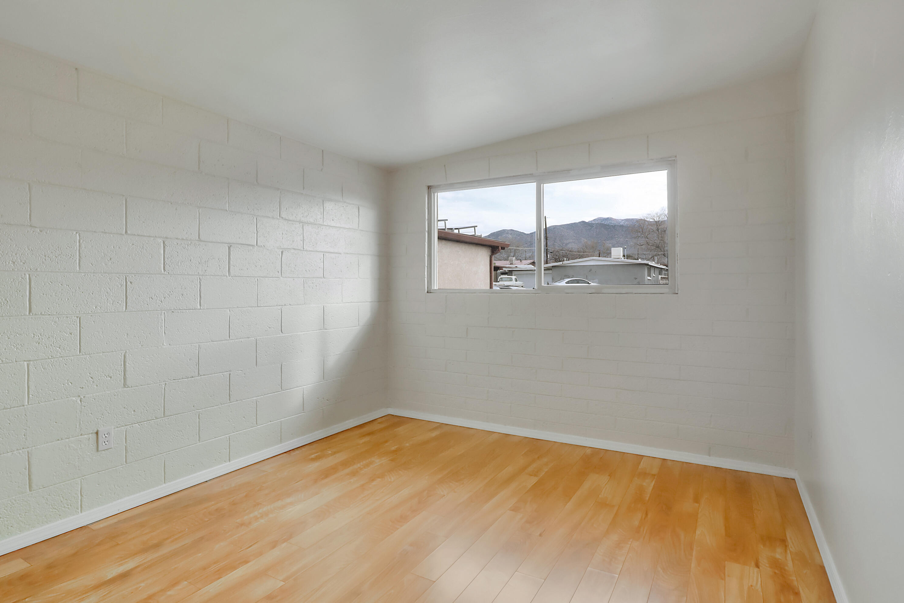 1821 Carol Street NE