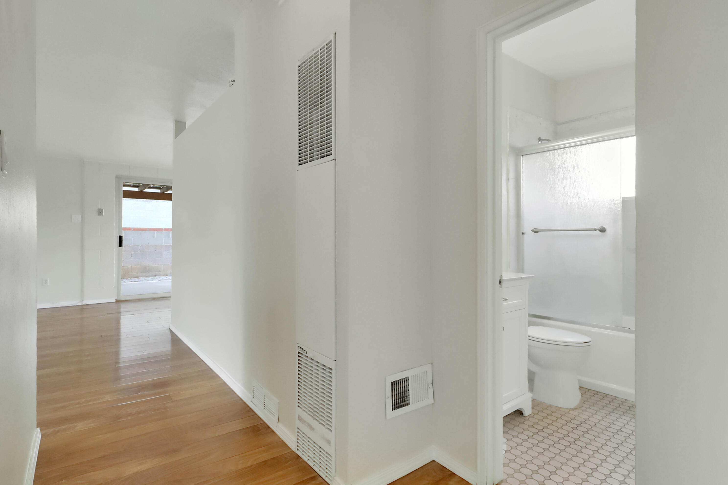 1821 Carol Street NE