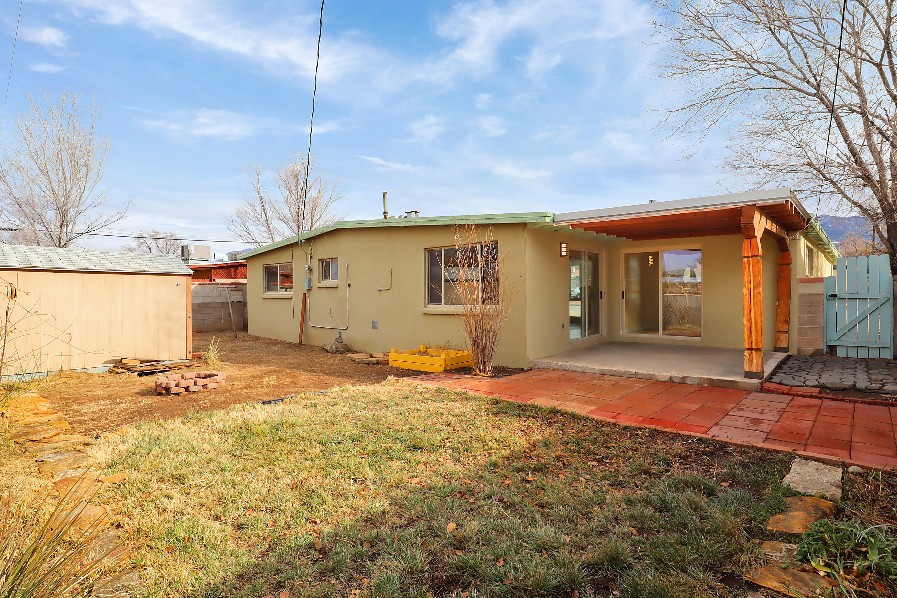 1821 Carol Street NE