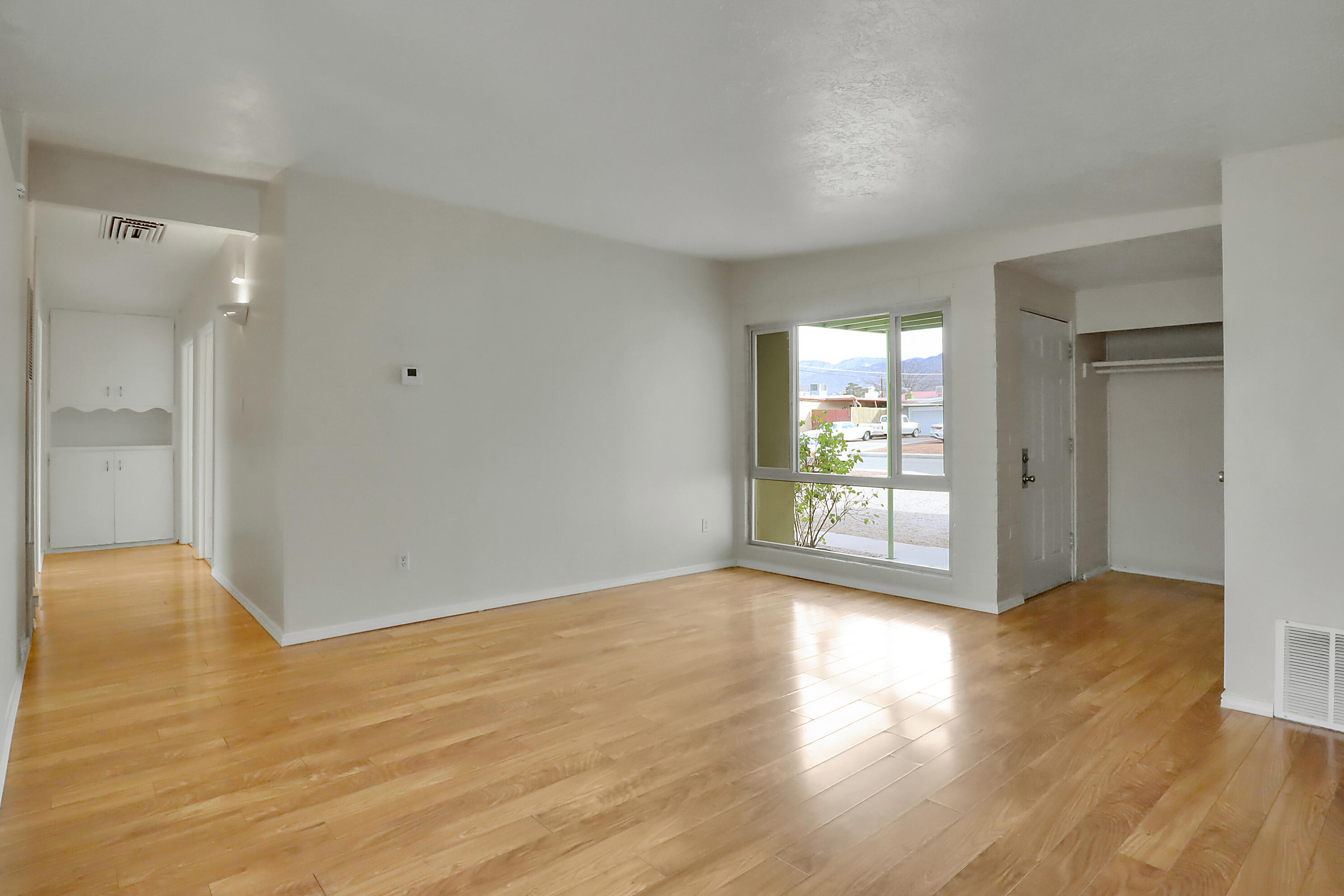 1821 Carol Street NE