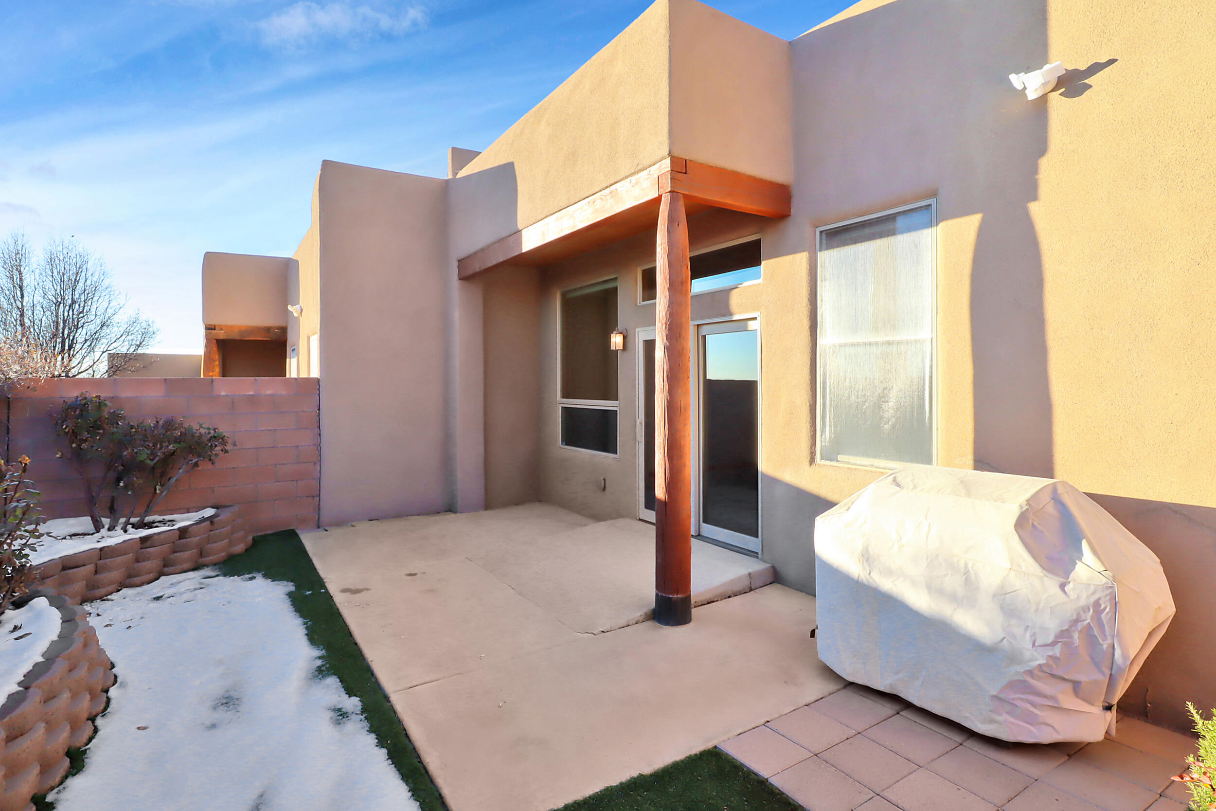 3747 Ridge Pointe Loop NE