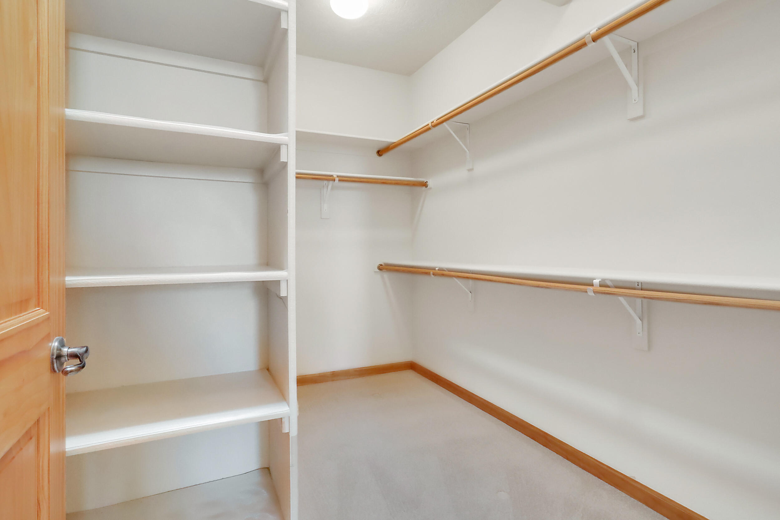 3747 Ridge Pointe Loop NE