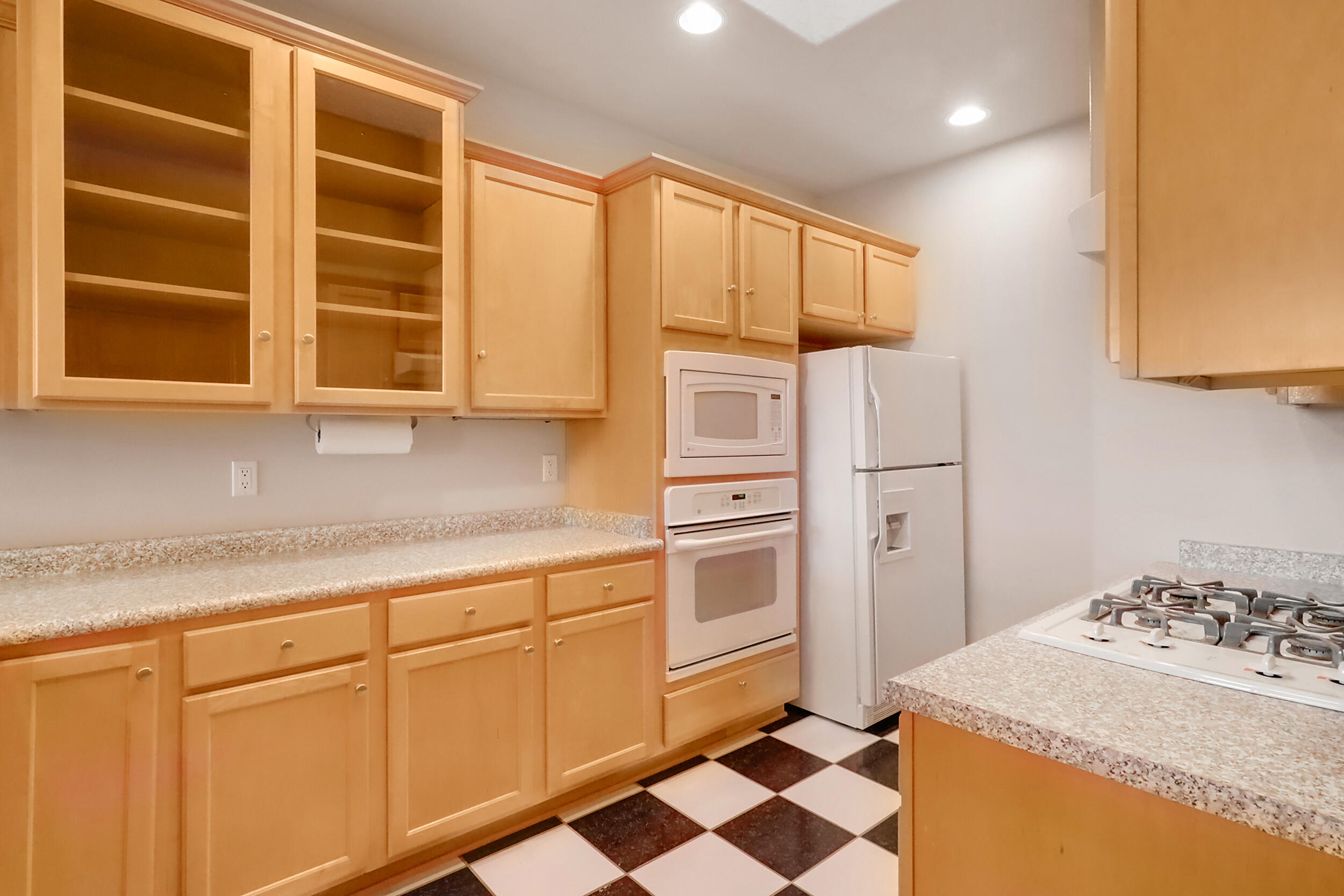 3747 Ridge Pointe Loop NE