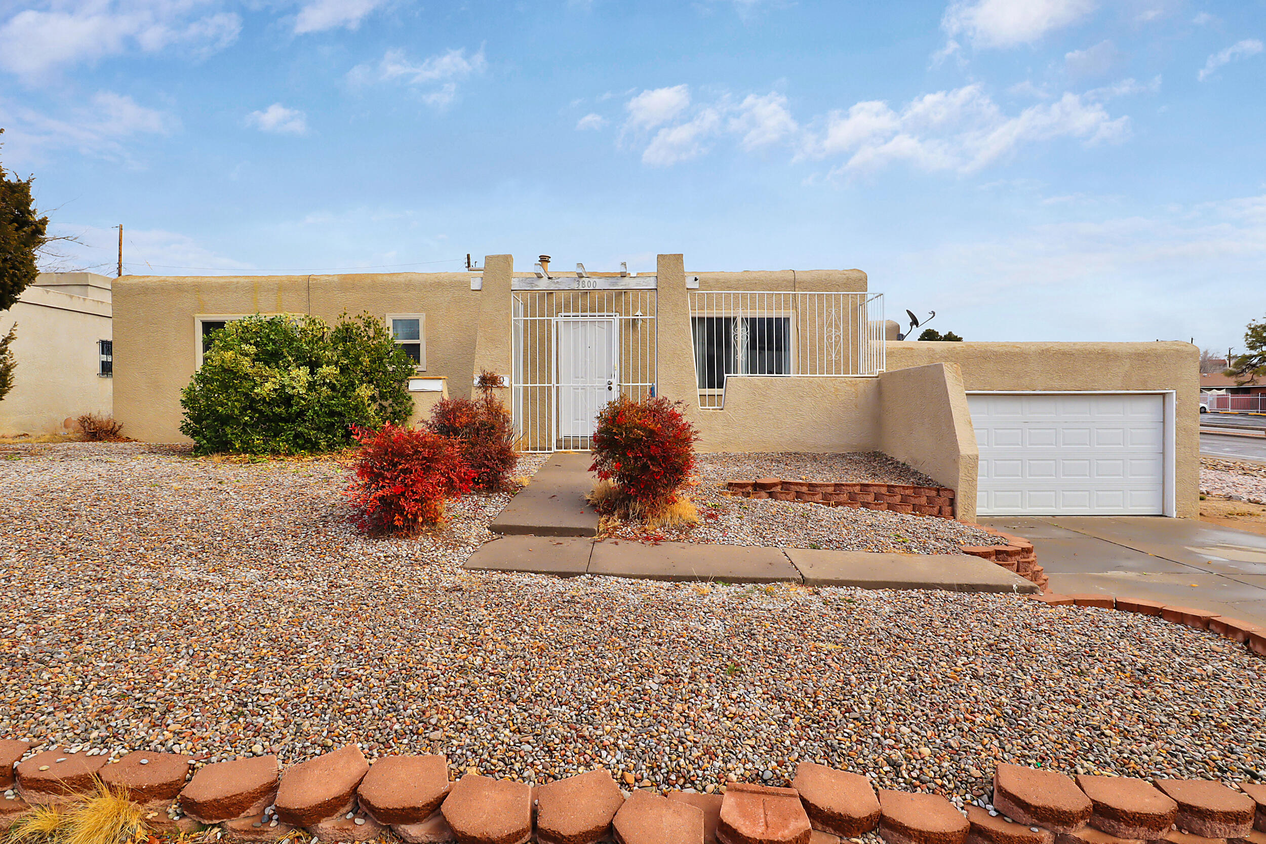 3800 Lafayette Drive NE