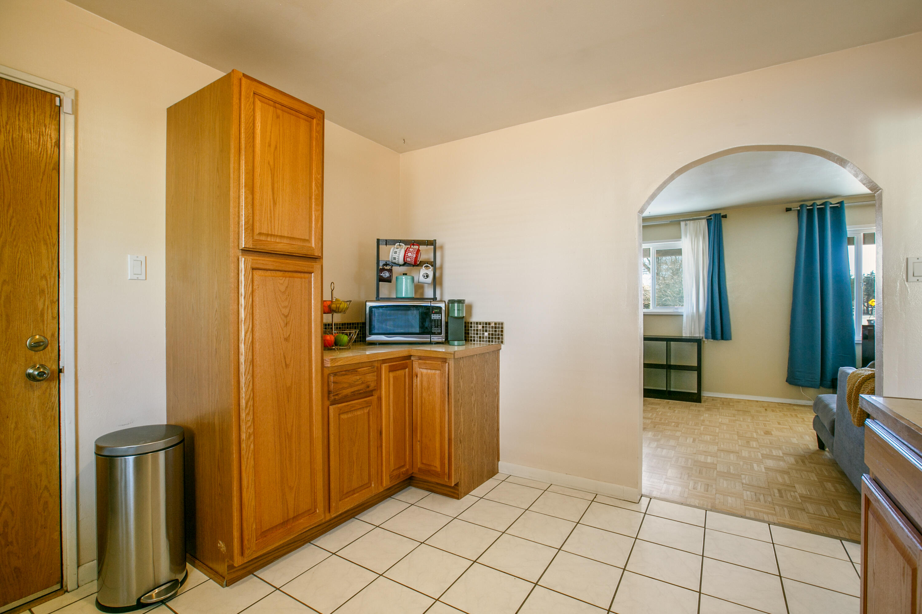 9425 Parsifal Place NE