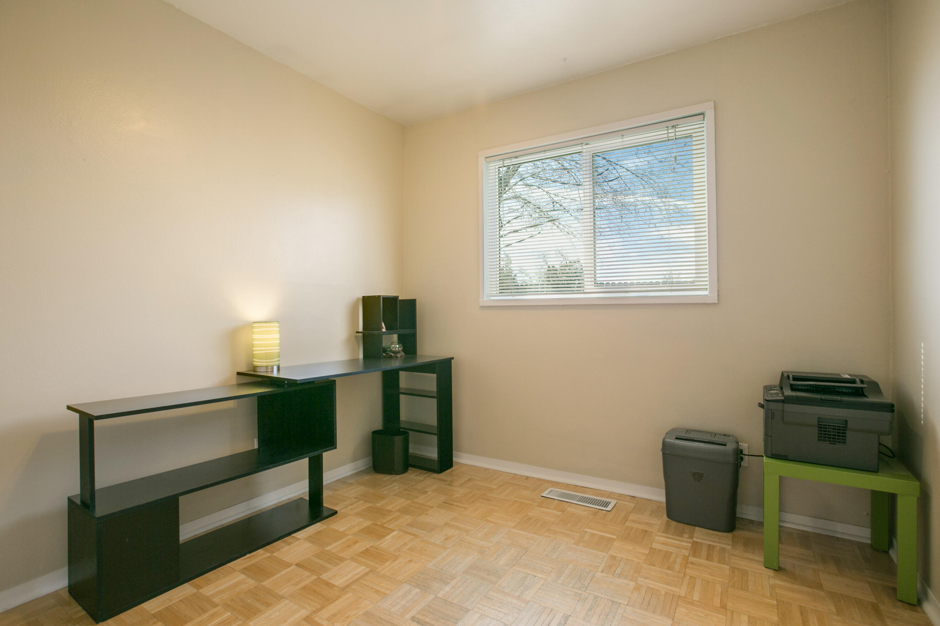 9425 Parsifal Place NE