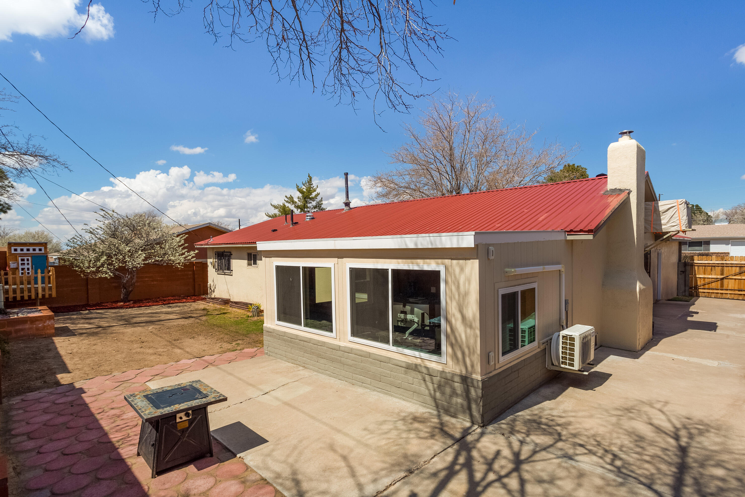 9304 Lagrima De Oro Road NE