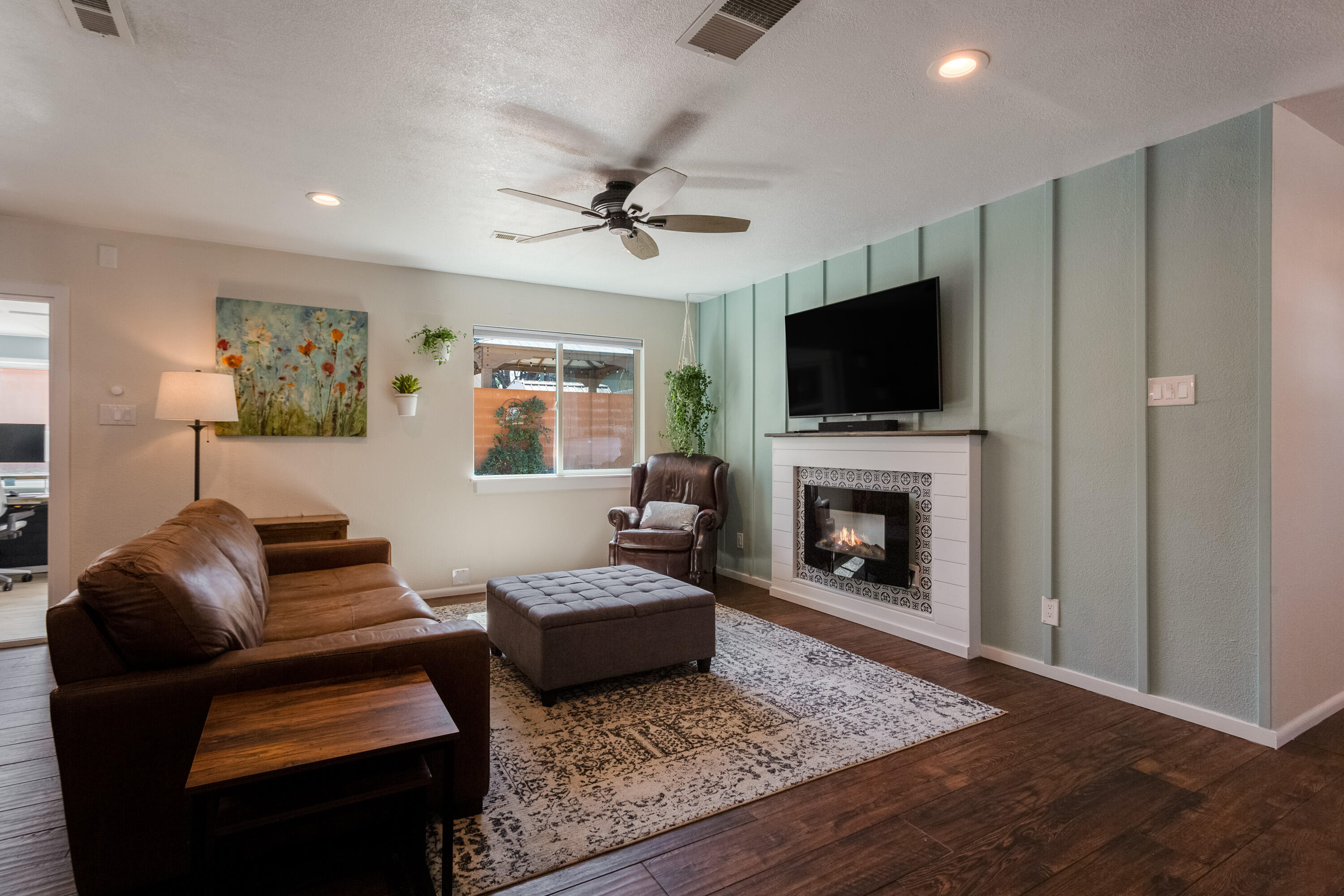 9304 Lagrima De Oro Road NE