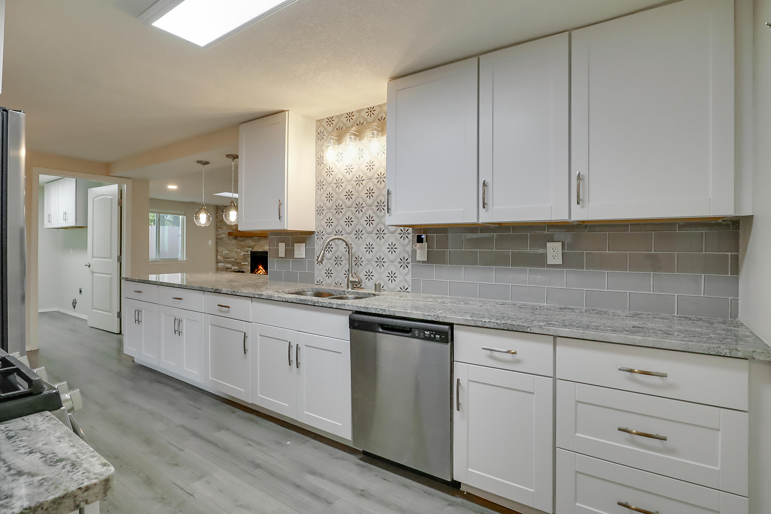 11521 Mahlon Avenue NE