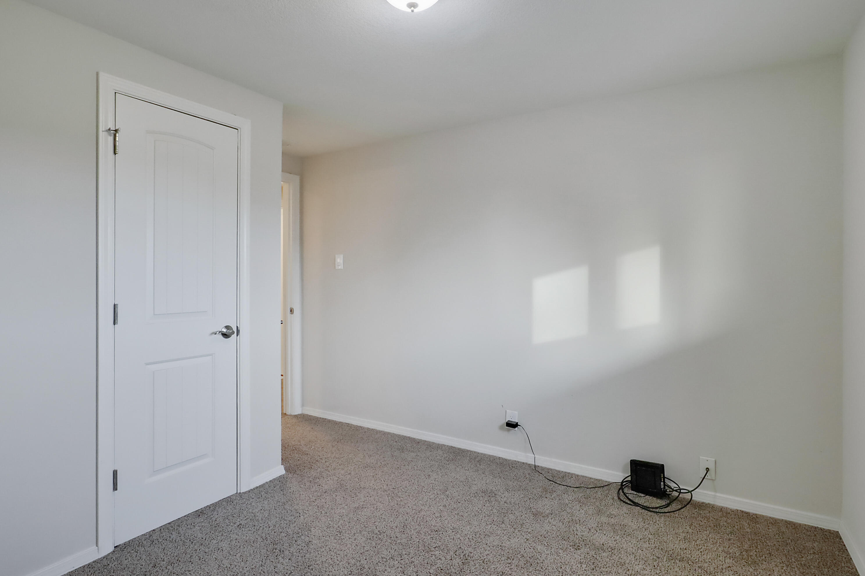 11521 Mahlon Avenue NE