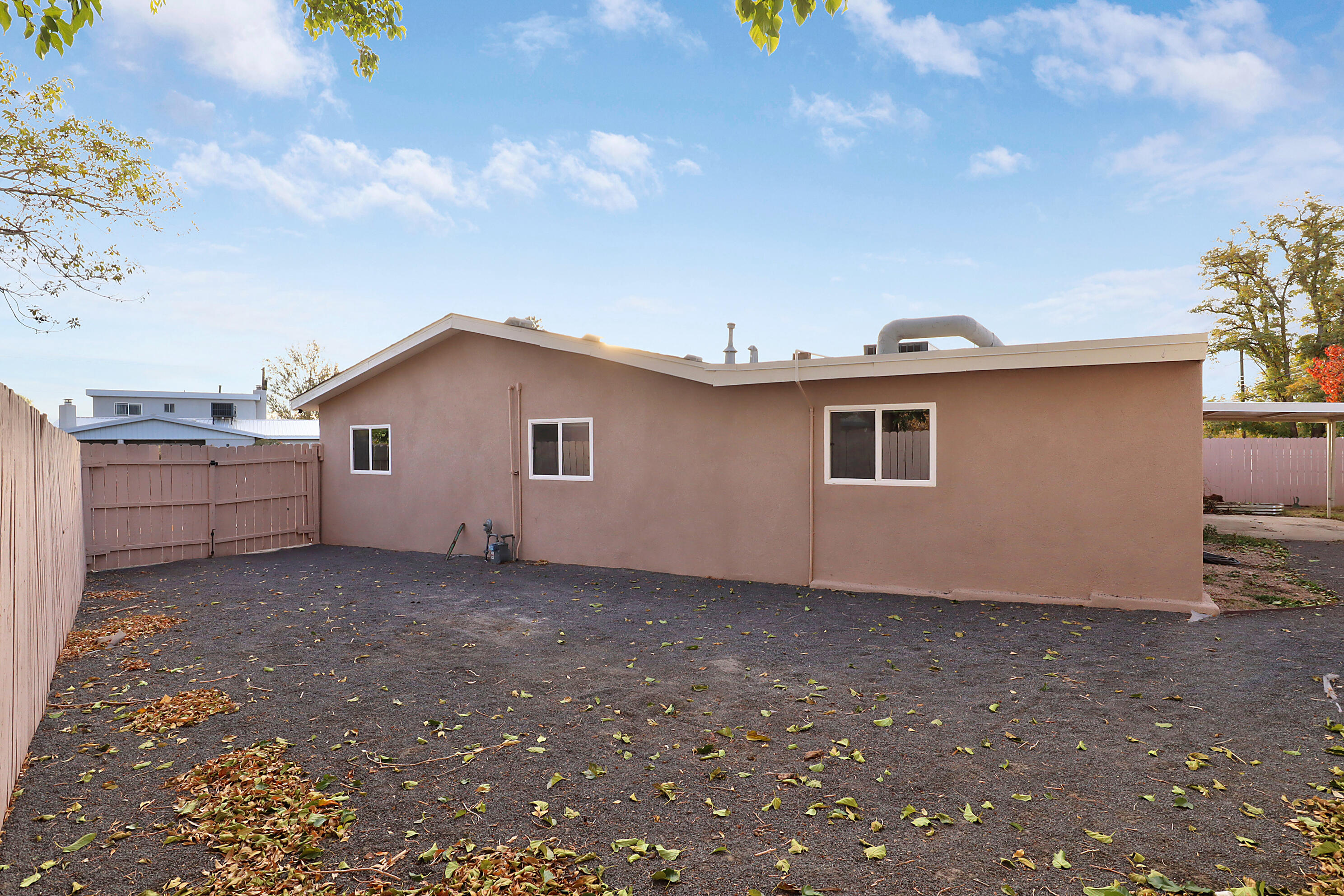 11521 Mahlon Avenue NE